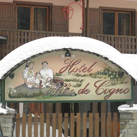 Hotel Vallee De Cogne Exteriör bild