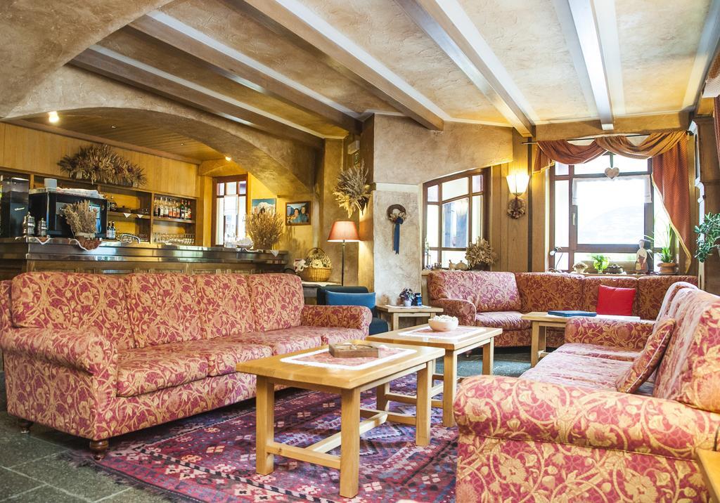 Hotel Vallee De Cogne Exteriör bild