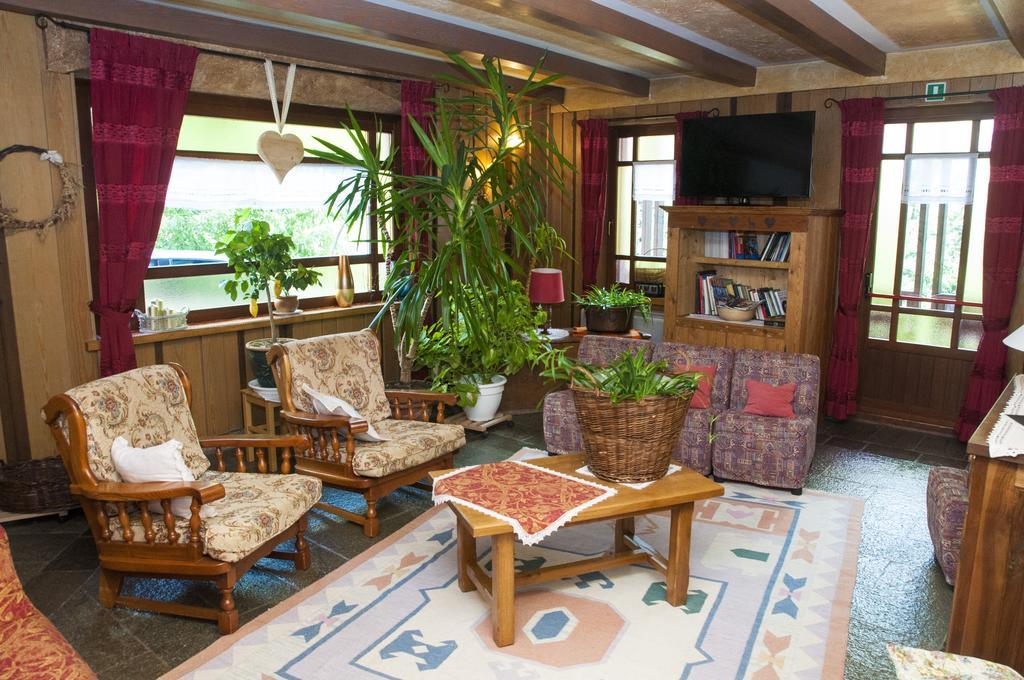 Hotel Vallee De Cogne Exteriör bild