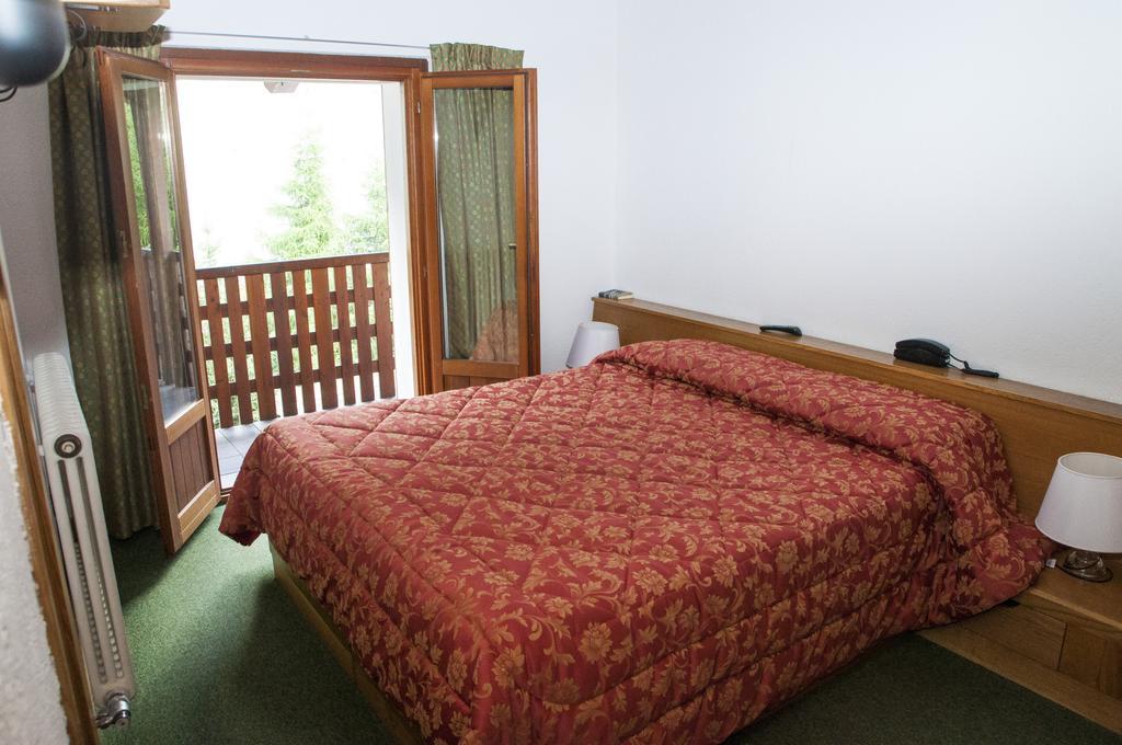 Hotel Vallee De Cogne Exteriör bild